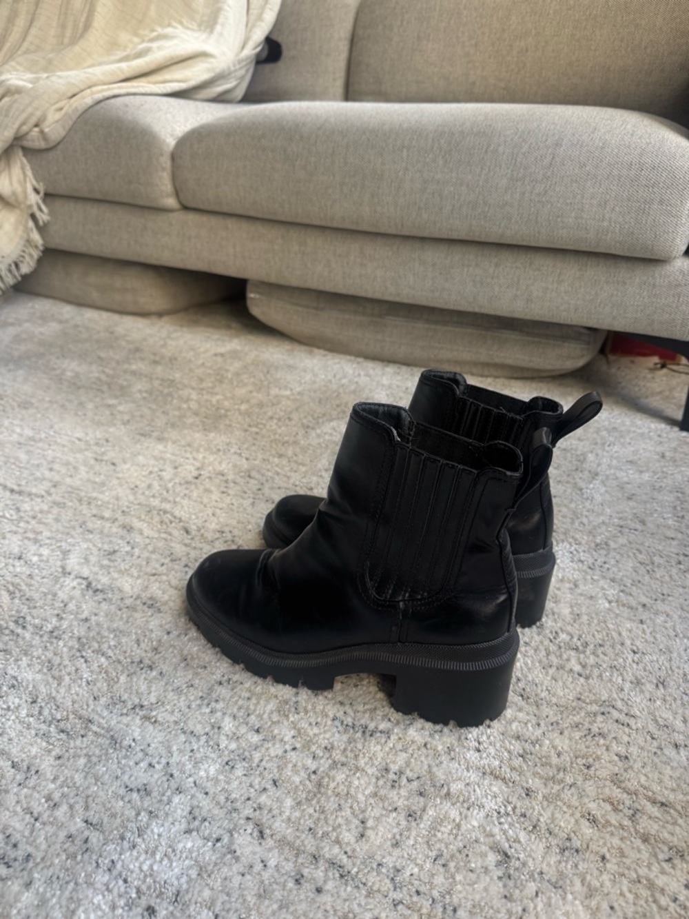 Women's Black Chunky Chelsea Ankle Boots